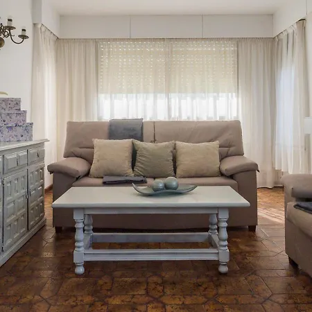 Semesterbostad Casa Tina
